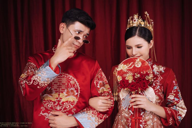 cô dâu chú rể mặc đồ cổ phục trung quốc