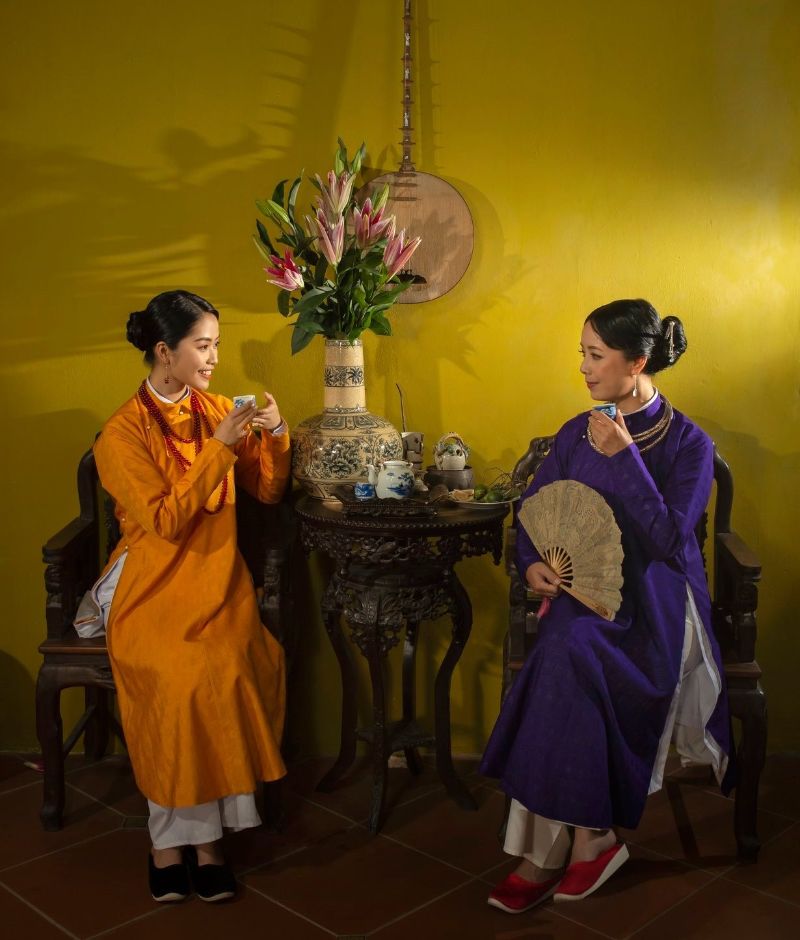 Chụp ảnh áo dài cổ phục ở Huế