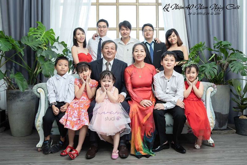 studio chụp ảnh gia đình giá rẻ tại Huế  chụp hình gia đình đẹp ở Huế-1