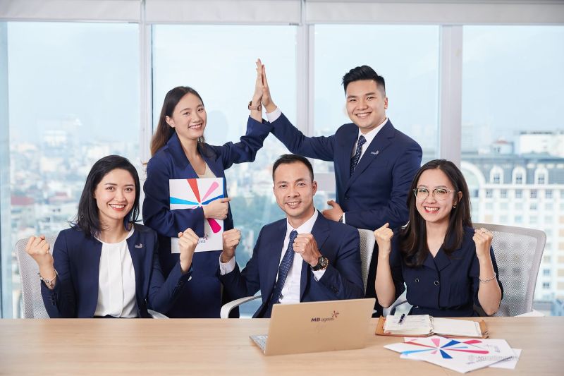 chụp hình profile công ty ở Huế -2