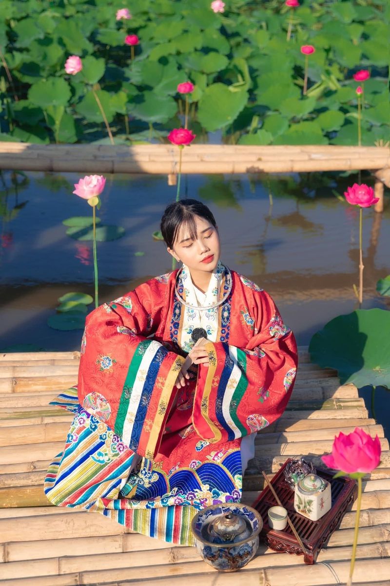 địa chỉ chụp ảnh cho thuê áo dài cổ phục Huế -1
