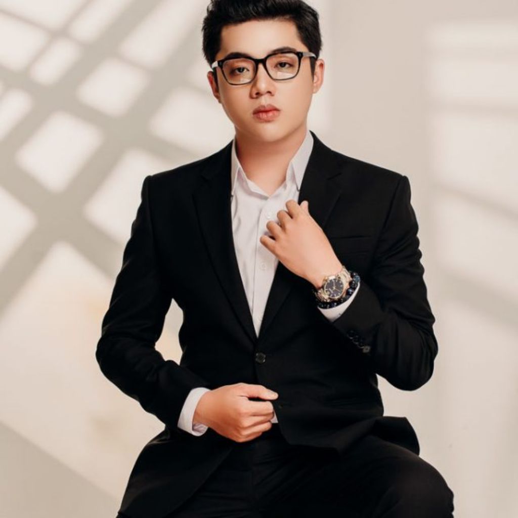 Maki Studio - Địa chỉ chụp ảnh CV được nhiều người lựa chọn tại TPHCM