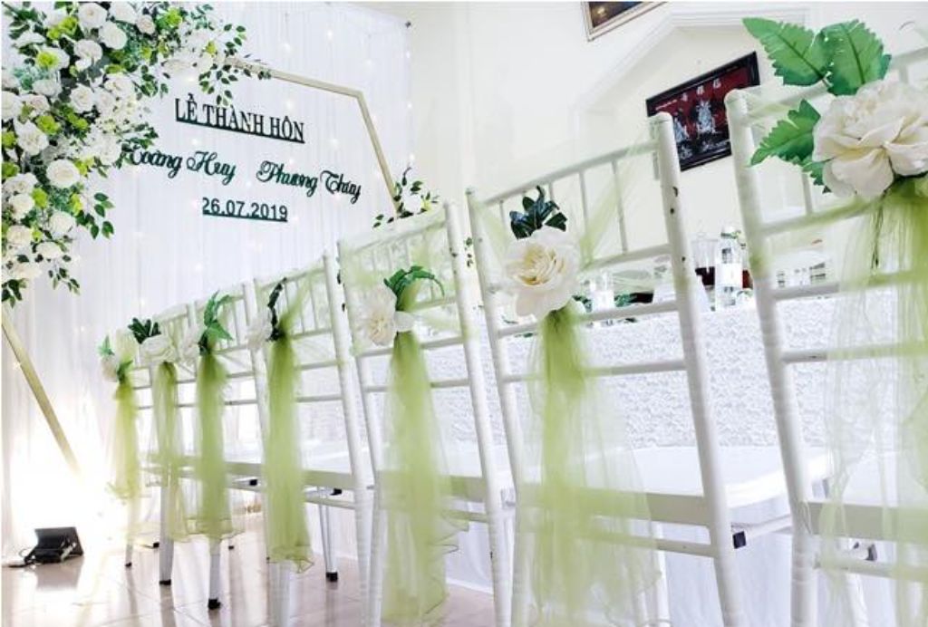 địa chỉ chuyên trang trí gia tiên ở Đà Nẵng 
