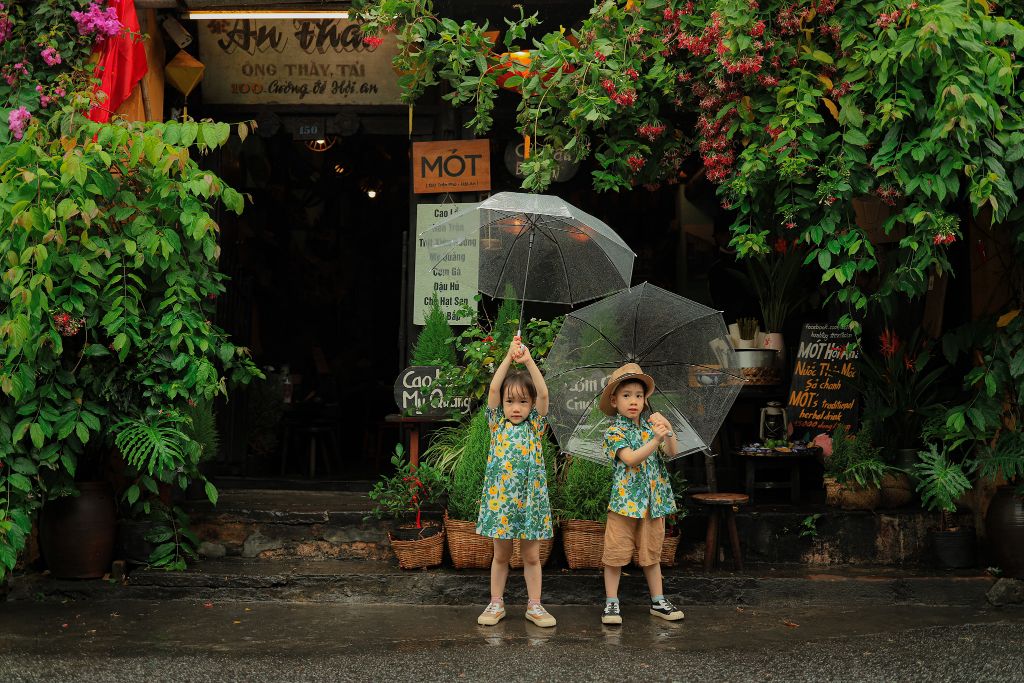 Hạ Vy Wedding & Studio - Phong cách chụp ảnh gia đình hiện đại ở Hội An