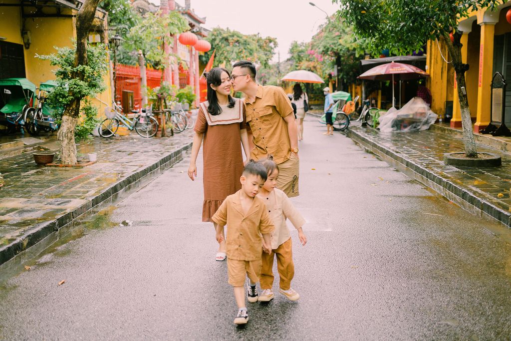 MWeddings - Dịch vụ chụp ảnh gia đình uy tín tại Hội An