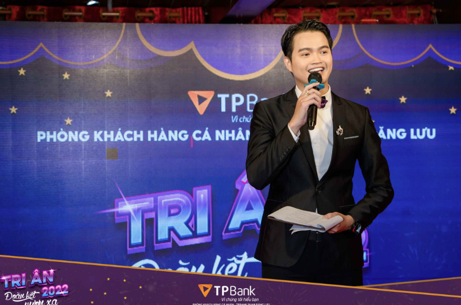 Studio chụp ảnh year end party tại Hội An không nên bỏ qua Studio chụp ảnh year end party tại Hội An không nên bỏ qua