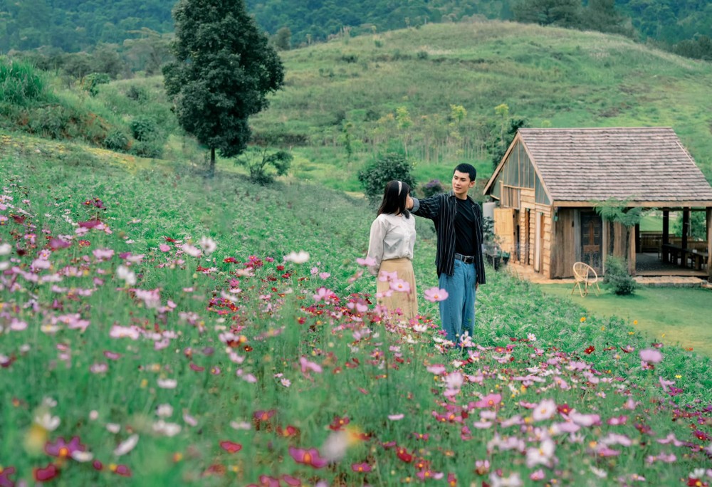 studio chụp ảnh couple Tết tại Đà Lạt năm 2025