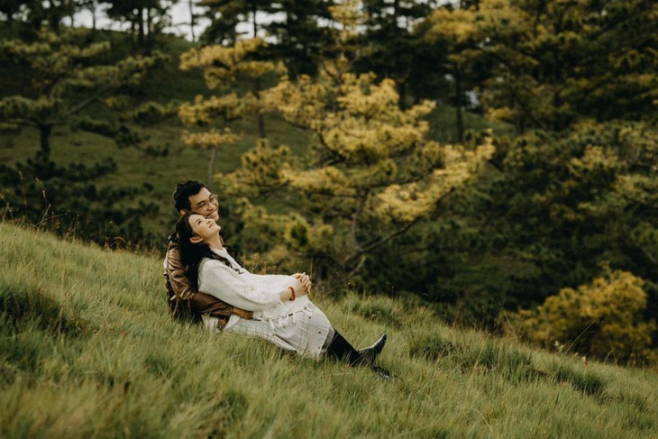 studio chụp ảnh couple Tết tại Đà Lạt năm 2025