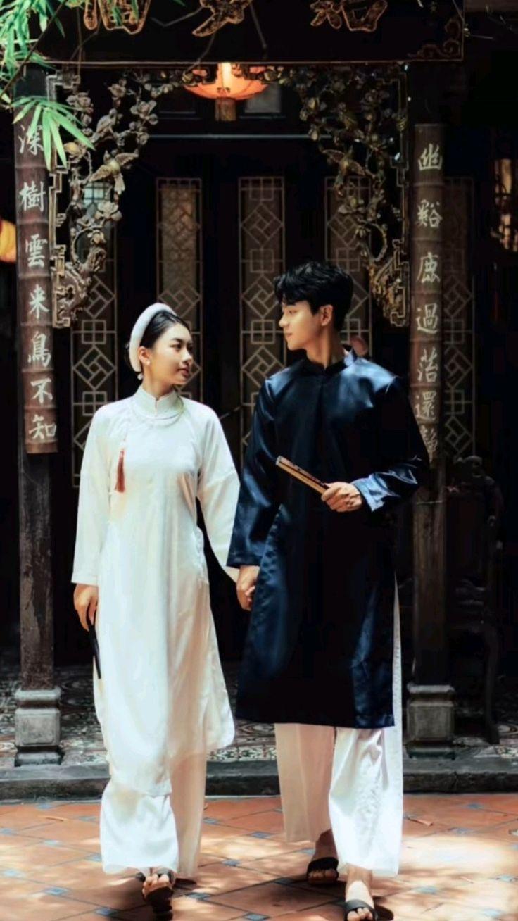 10++ địa điểm chụp ảnh couple Tết tại Hà Nội năm 2025