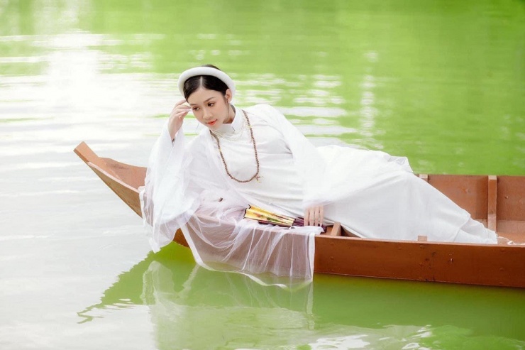 Check-in 10 địa điểm chụp hình áo dài ngoại cảnh ở TPHCM xuân Ất Tỵ 2025