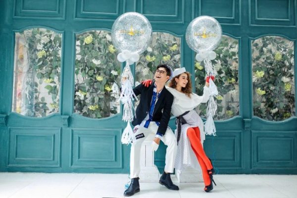 chụp ảnh cưới hàn quốc cùng bong bóng