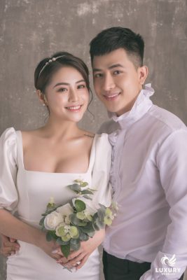 Cười khi chụp ảnh cưới làm sao cho đẹp -1