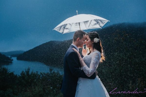 Nên chụp ảnh cưới vào tháng mấy | Chụp ảnh cưới lãng mạn dưới trời đông