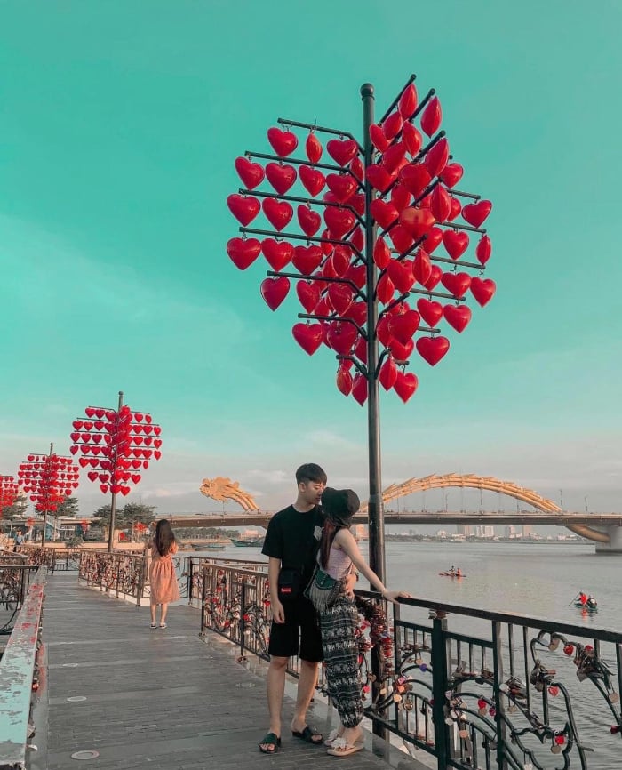 Ý tưởng cầu hôn ngoài trời tại Đà Nẵng cho cặp đôi trẻ