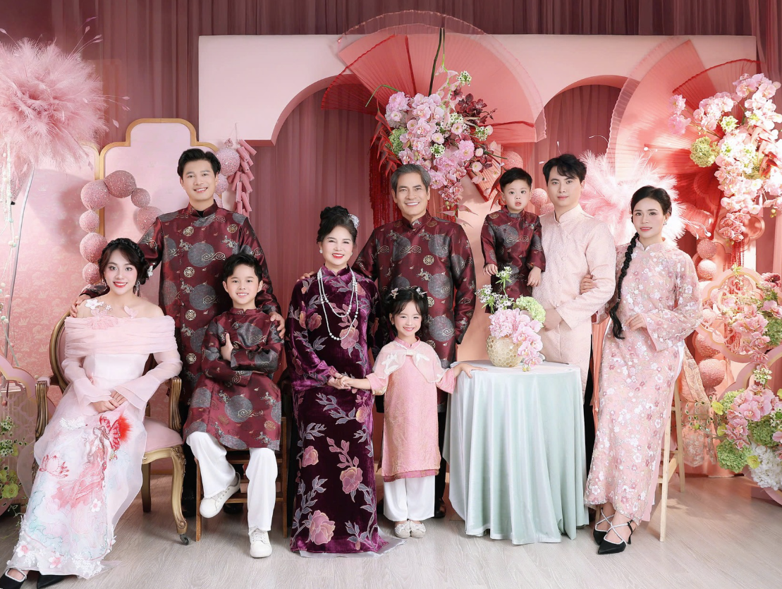 Các concept chụp hình gia đình Tết 2026 được yêu thích tại TP.HCM