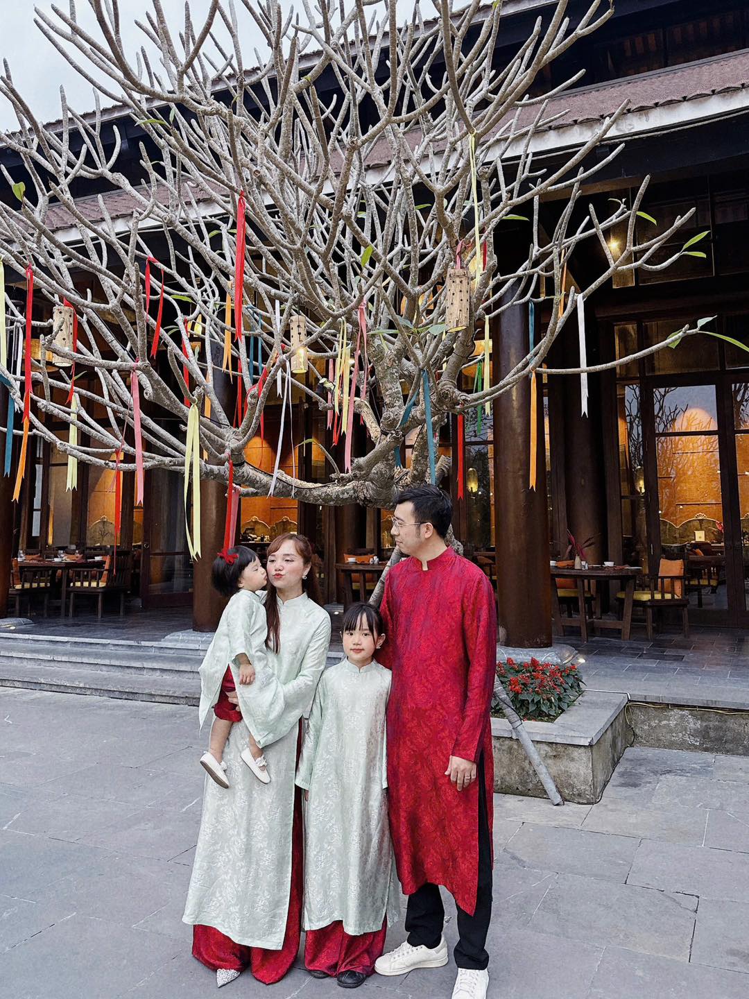 Các concept chụp hình gia đình Tết 2026 được yêu thích tại TP.HCM