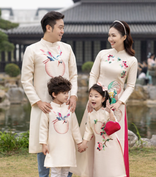 Các concept chụp hình gia đình Tết 2026 được yêu thích tại TP.HCM