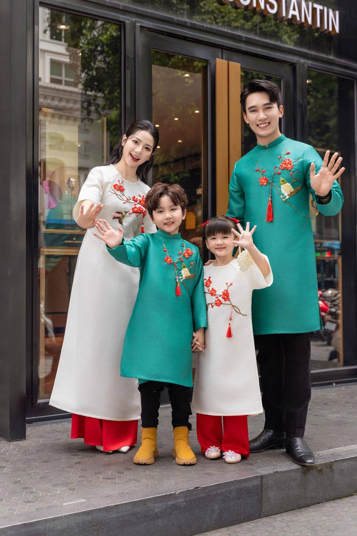 Các concept chụp hình gia đình Tết 2026 được yêu thích tại TP.HCM