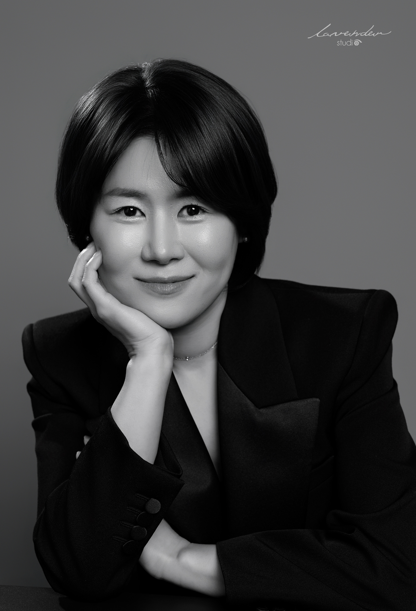 Kinh nghiệm chụp ảnh chân dung profile 2026 chuẩn doanh nhân hiện đại