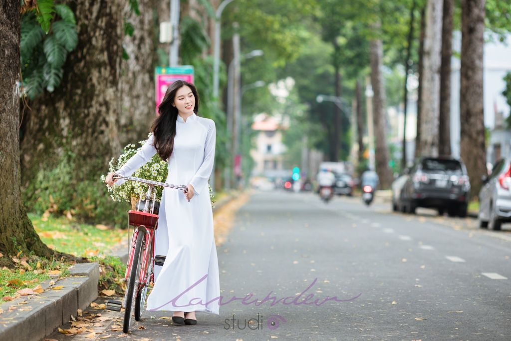 Bí quyết chụp ảnh áo dài ngoài trời lung linh 2026