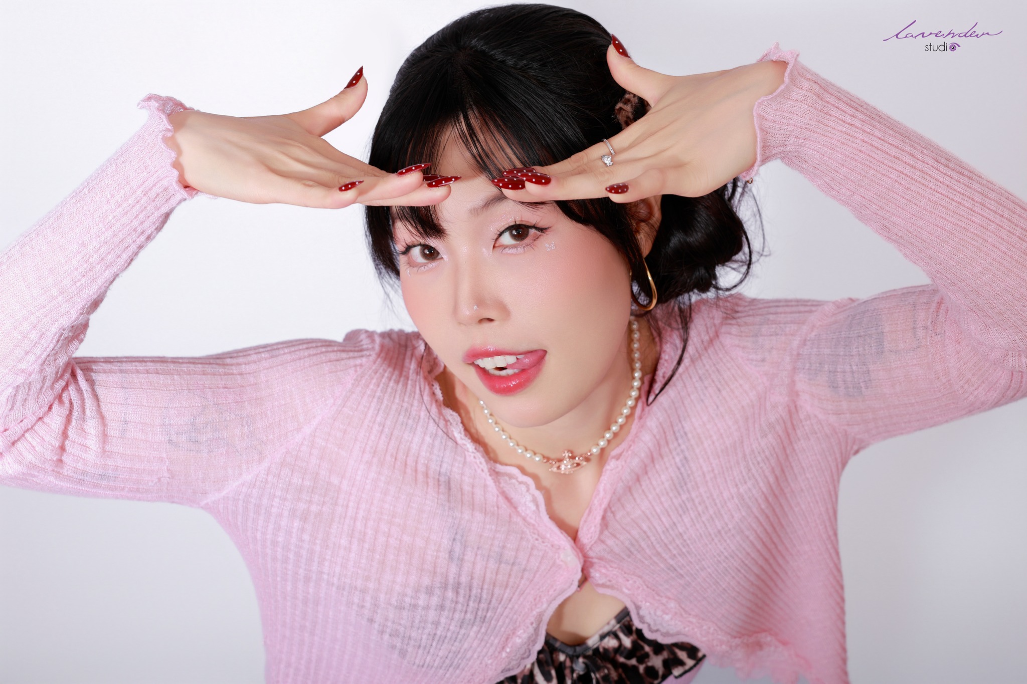 Bí quyết tạo dáng khi chụp ảnh chân dung đẹp năm 2026