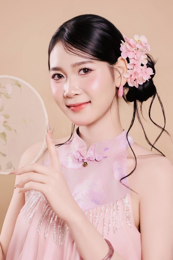 Bí quyết tạo dáng khi chụp ảnh chân dung đẹp năm 2026