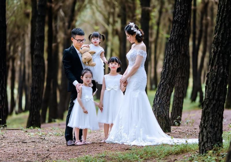 Concept Chụp Ảnh Gia Đình Huế 2026 Phong Cách Truyền Thống Sang Trọng