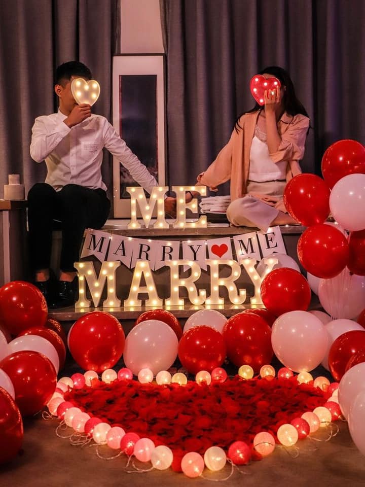 Dịch Vụ Chụp Ảnh Cầu Hôn Tại Nhà – Riêng Tư Và Ấm Áp Dịch Vụ Chụp Ảnh Cầu Hôn Tại Nhà – Riêng Tư Và Ấm Áp