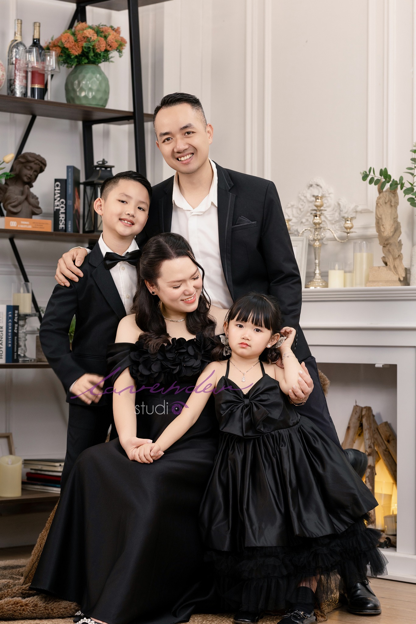 Chụp ảnh kỷ niệm ngày cưới 2026 – Lưu giữ khoảnh khắc yêu thương Chụp ảnh kỷ niệm ngày cưới 2026 – Lưu giữ khoảnh khắc yêu thương