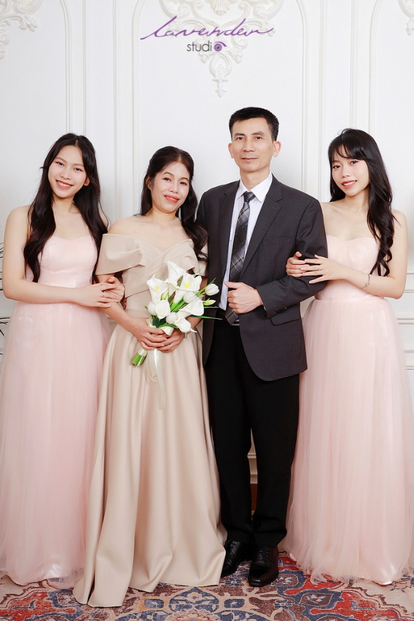 Chụp ảnh kỷ niệm ngày cưới 2026 – Lưu giữ khoảnh khắc yêu thương Chụp ảnh kỷ niệm ngày cưới 2026 – Lưu giữ khoảnh khắc yêu thương