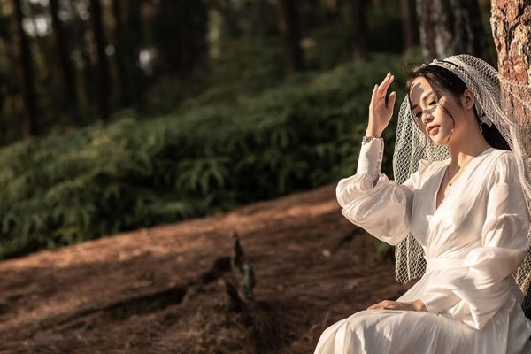 Cách chọn góc máy “ăn ảnh” khi chụp chân dung ngoại cảnh