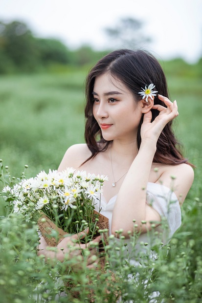 Cách chọn góc máy “ăn ảnh” khi chụp chân dung ngoại cảnh